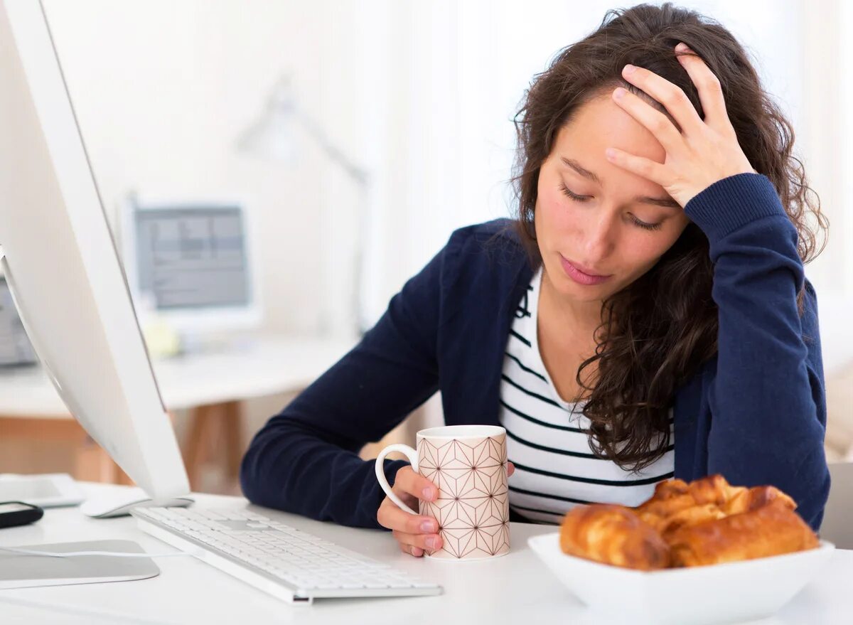 Tired of. Tired woman. tired woman eat. tired of work eat. женщина ем и не могу остановиться.