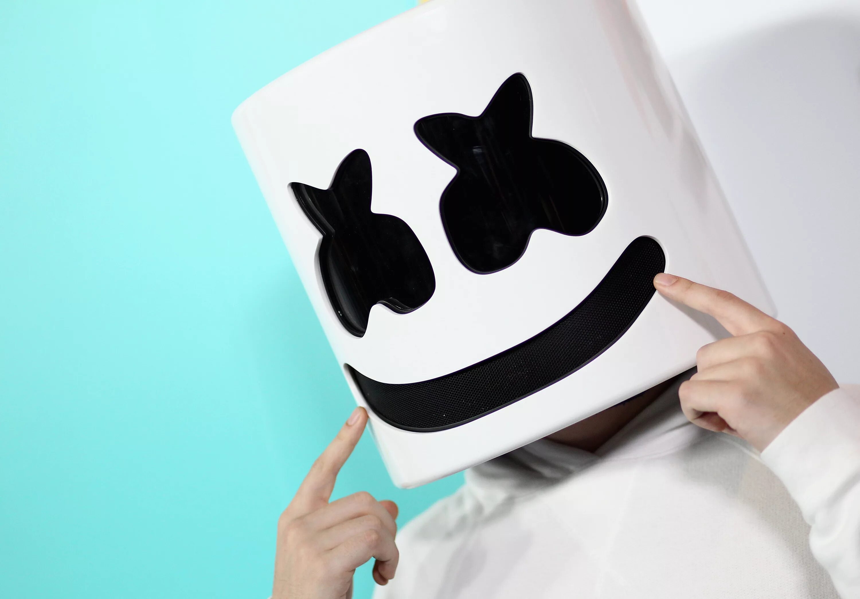 Marshmello слушать. Marshmello. маршмеллоу певец. маршмеллоу диджей. маршмеллоу диджей без маски 2025.