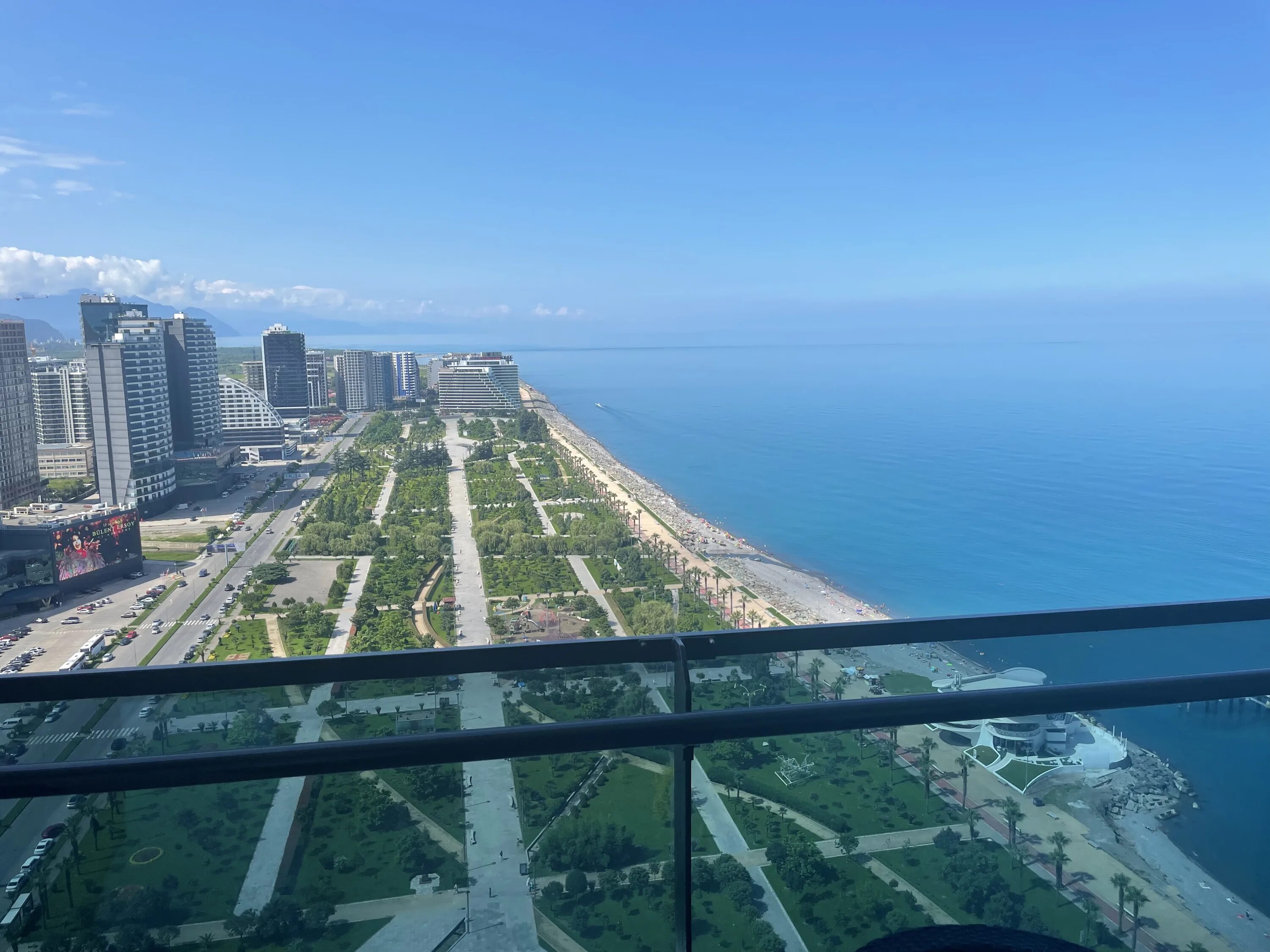 Адреса батуми. Орби бич тауэр. orbi towers батуми. бич тауэр батуми. 2 тауэр батуми.