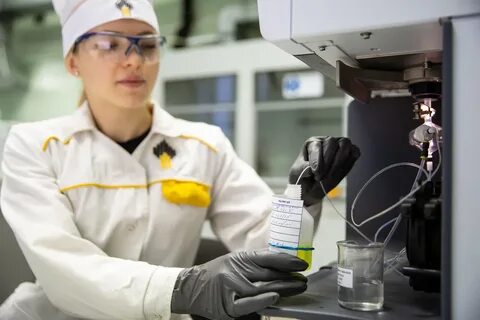 вакансии лаборант коллектор нефтяные компании