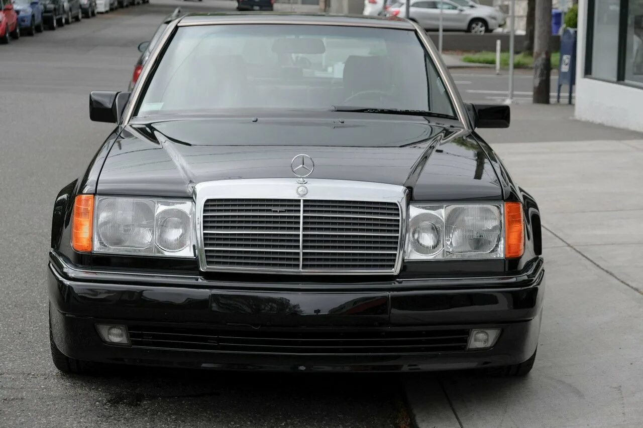 Mercedes w124 e500. Mercedes w124 e500. Mercedes benz w124 1990. мерседес бенц w124. Mercedes benz w124 e500.