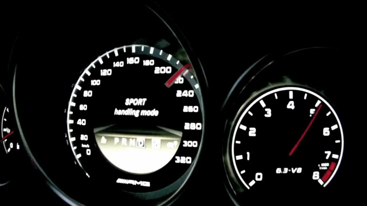 Mercedes Benz c63 AMG спидометр. Мерседес Бенц АМГ 300 спидометр. Спидометр c63 300 km/h. 200 Км спидометр Мерседес. 310 км в час