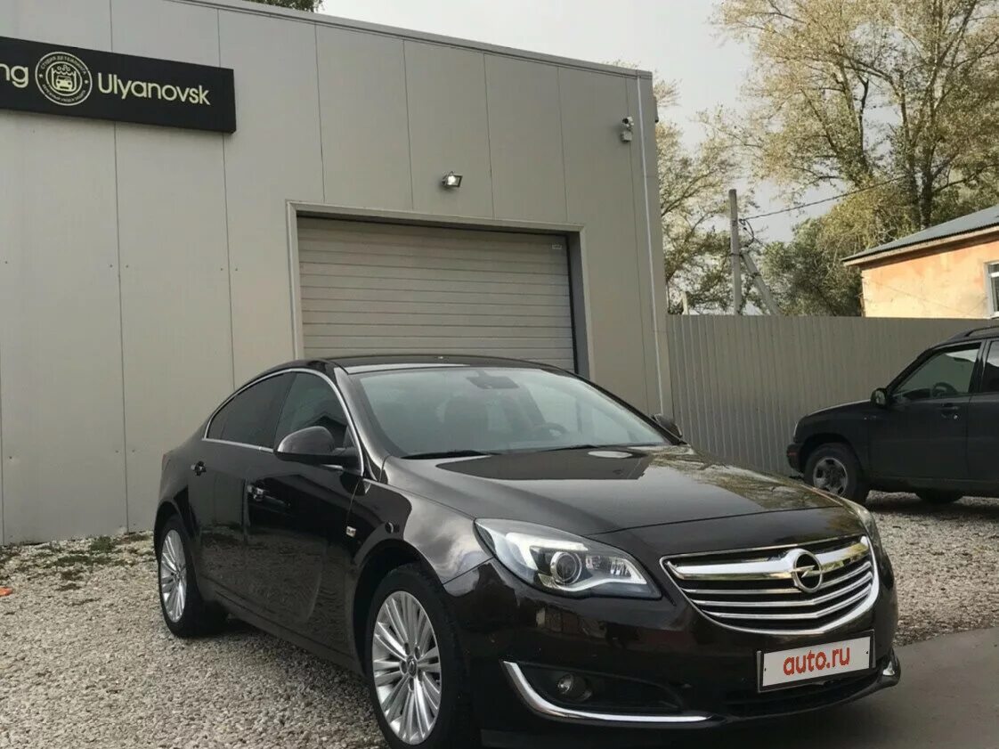 Опель инсигния 1.8 купить. Opel Insignia 2014 1.6 Turbo. Опель Инсигния 1. Опель Инсигния 1.6. Opel Insignia1.8 2014.