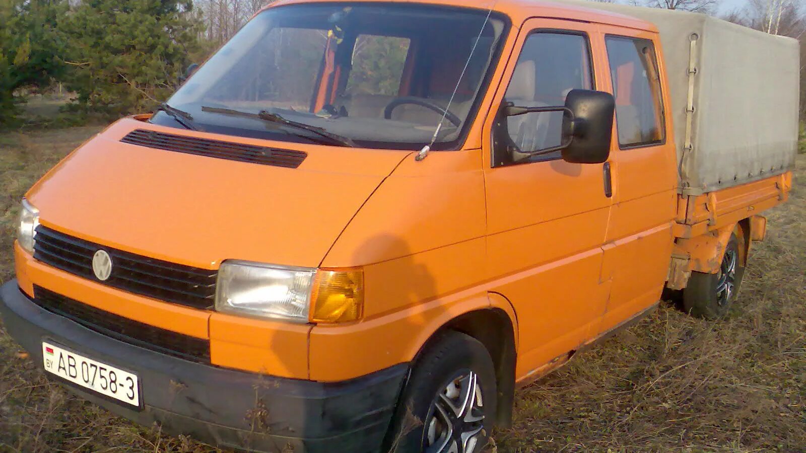 Купить дубль кабину. Фольксваген т4 дубль кабина. VW Transporter t4 дубль кабина. Фольксваген Транспортер т4 бортовой. Volkswagen t4 дубль кабина.