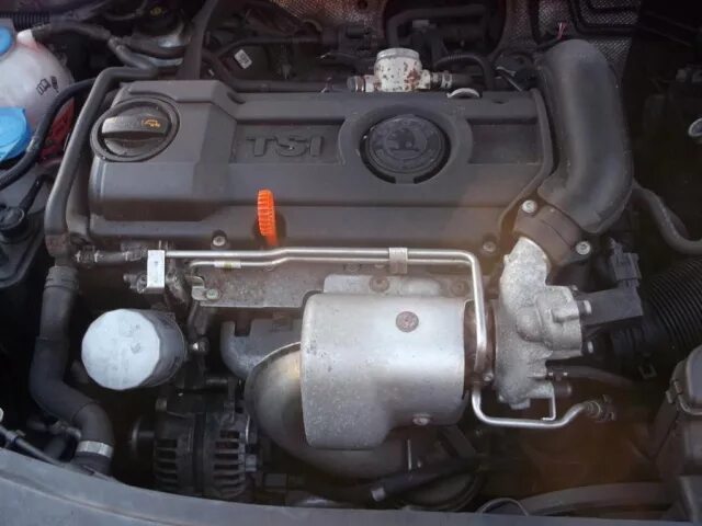 Tsi caxa 122. 1.4 tsi caxa 2008г. 1.4 tsi 122 л.с caxa. 1.4 tsi caxa клапанная крышка. двигатель caxa 1.4 tsi.