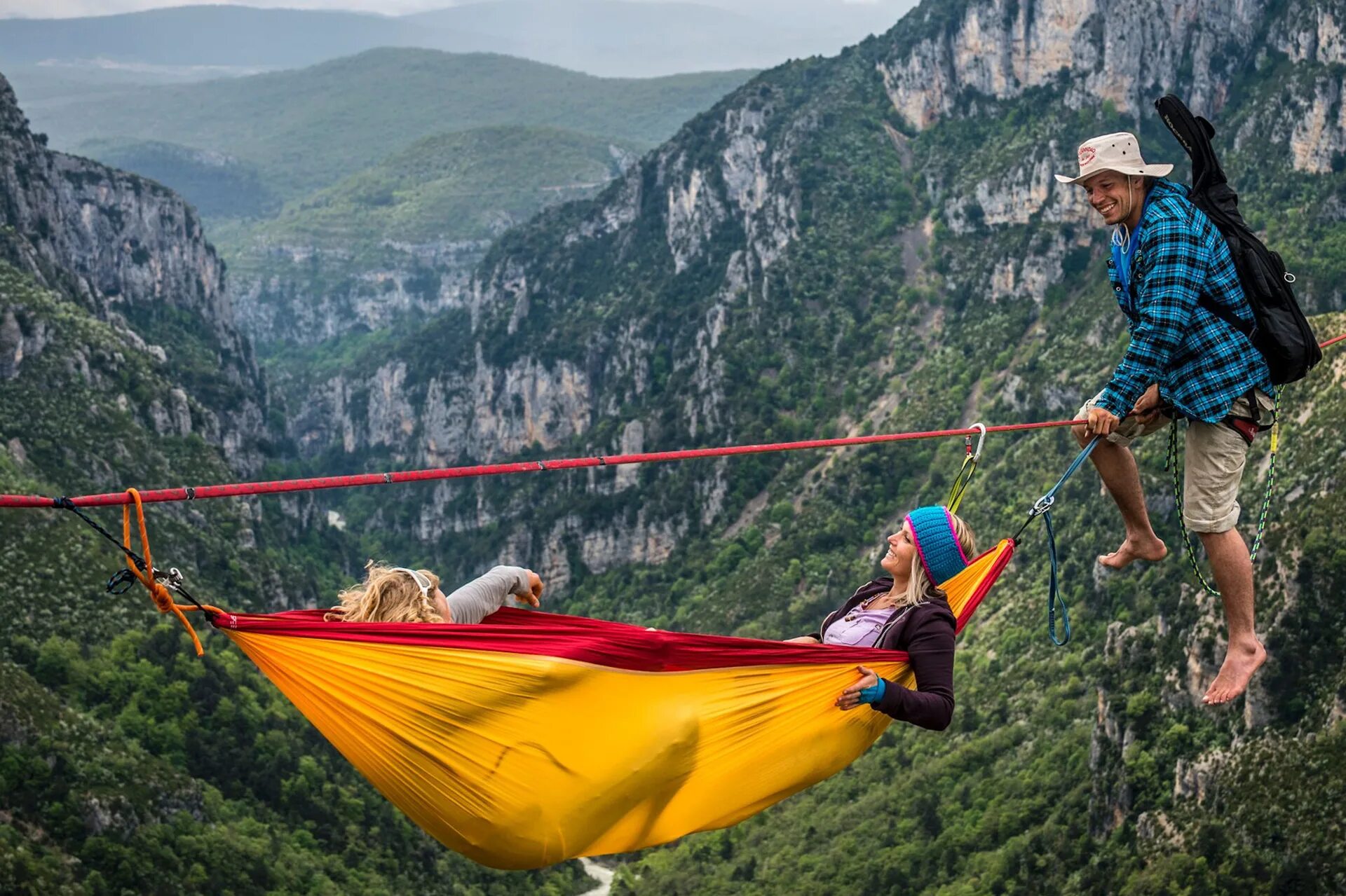 Экстремальный вариант. Экстремальное чтение. Экстремальный вариант. Вингсьют бейсджампинг. Лазить по горам.