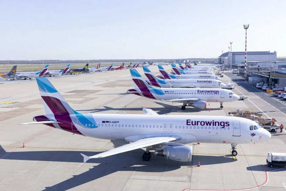 Самолет eurowings. Eurowings europe. Eurowings. Eurowings koln. Евровингс самолеты.