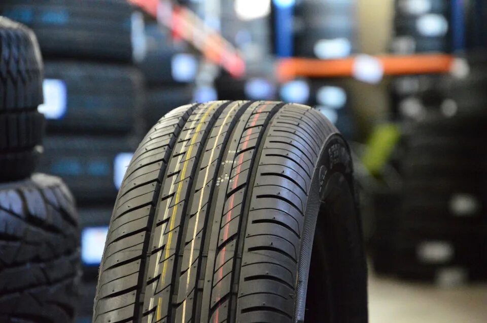 Резина 14 лето отзывы. Lassa Greenways 185/65r15 88h. Lassa Greenways 185/65 r15. 195/65/15 Lassa Greenways h. 15 195/60 Lassa Greenways.