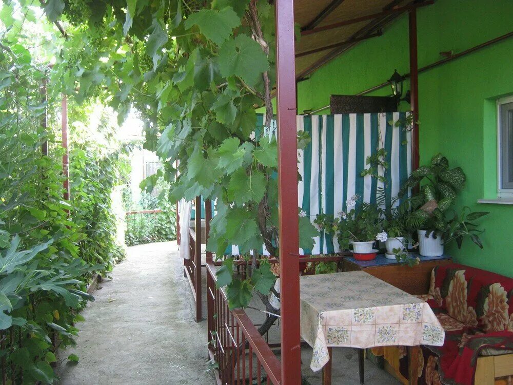 крым курортное керчь гостевой дом. дом у моря в керчи. коттеджи над морем рыбачье. отель империал героевка керчь. гостиница жемчужина моря керчь.