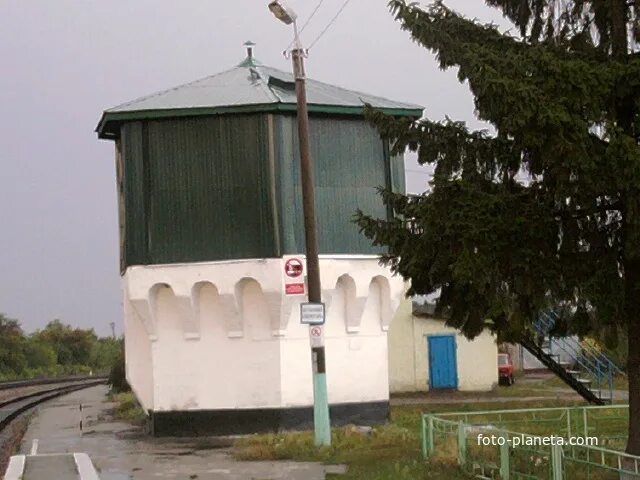 Хомутово Орловская область. Пос Хомутово Орловской области. Парк Хомутово Орловская область. Хомутово ЖД станция. Погода хомутово орловская область на 10 дней