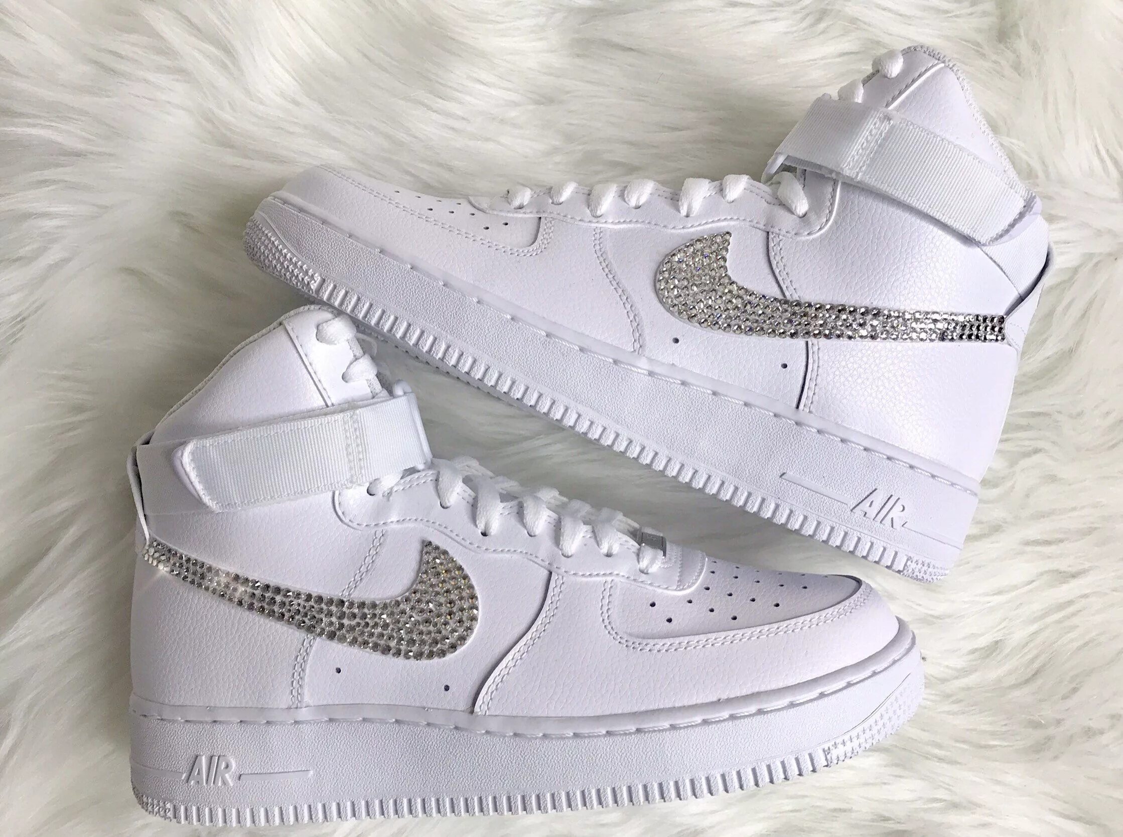 Аир форс тиффани. Найк АИР Форс 1 Сваровски. Top Nike Air Force 1. Nike Air Force Swarovski. Найк Форс Тиффани.