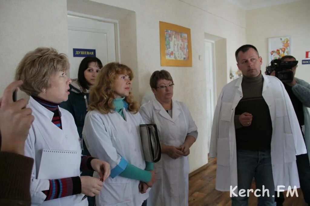 Детская больница на чкалова керчь. Керчь больница 2. Детская больница на чкалова керчь. Фотографии больницы 3 города керчи. Керченская городская больница 3.