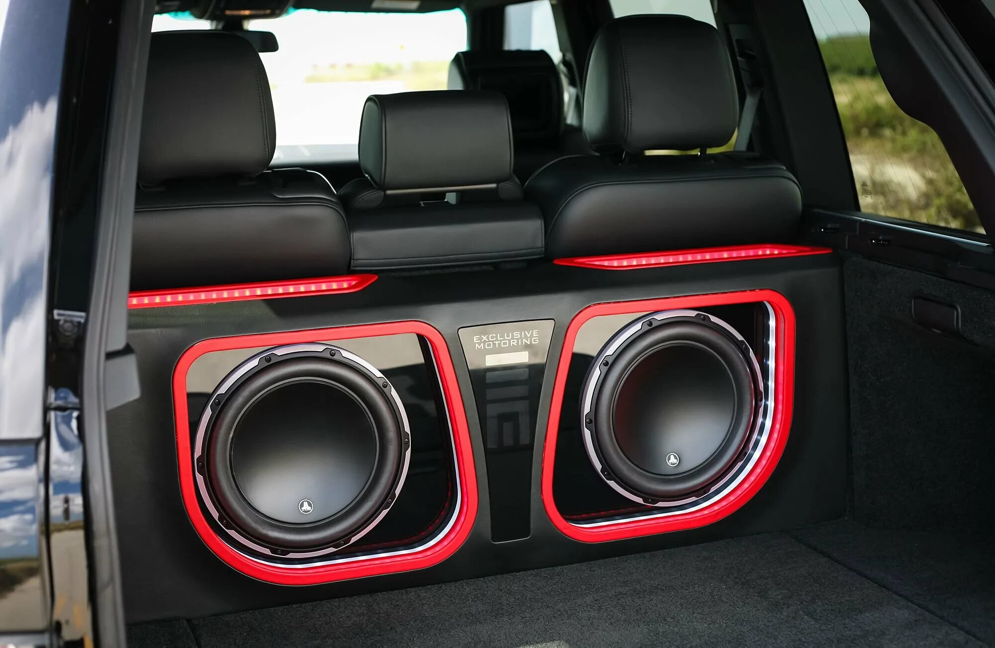 Динамики 32см МИД басс в приору. Suren car Audio сабвуфер. Колонки в Лансер 10 басс. Dynamic Sound System колонки.