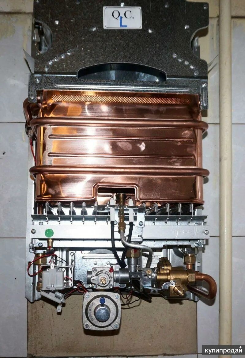 Газовый водонагреватель вектор фото - DelaDom.ru