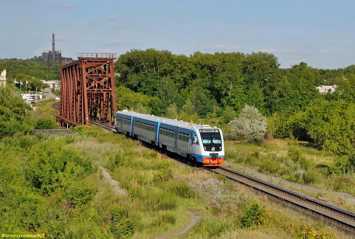 юж ж э. эд9э-0009. малая октябрьская детская железная дорога ту2. поезд енисей. эд9э казахстан.