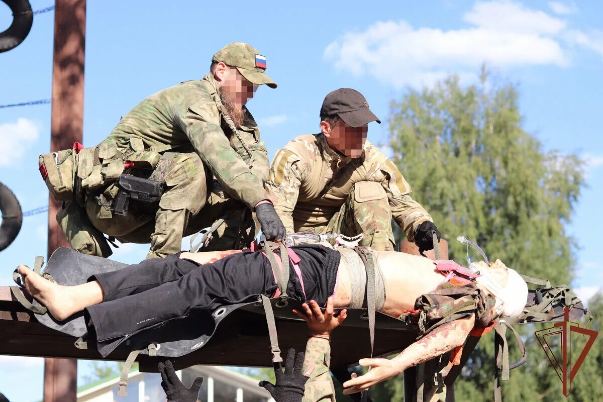 Тактическая медицина москва. Занятия по тактической медицине. Военно медицинские войска. Военно тактическая медицина.