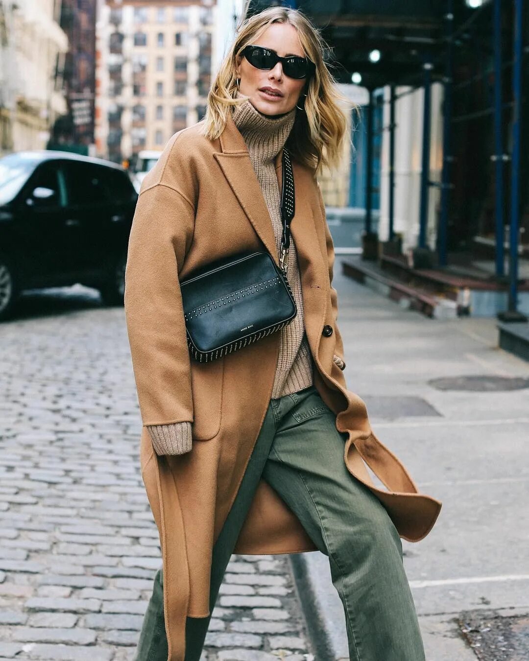 8 Ways To Rock Hot Pink Glitter Guide Fashion, Brooklyn blonde, Clothes