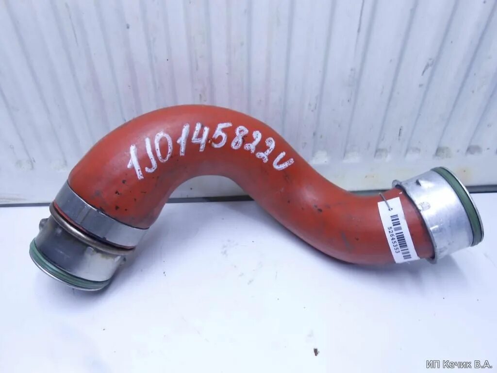 патрубок турбины 1. патрубок интеркулера пассат б5 1. 9 дизель. патрубок турбины 1. 9 tdi.