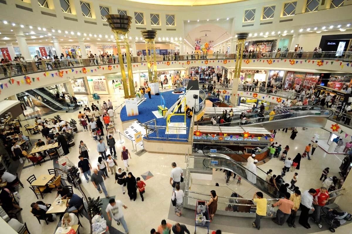 Deira City Mall. Deira City Center. Дейра Сити центр магазины. Сити центр Дубай магазины.