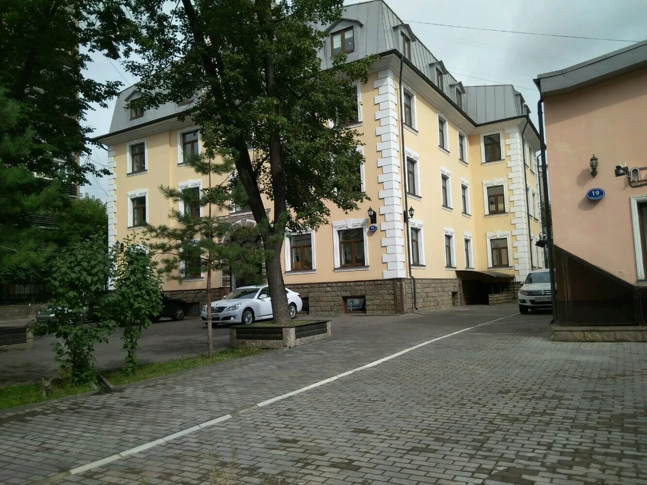 2 колобовский 12. 2. Золотой дракон 2 й колобовский пер 12. 2. , 12.