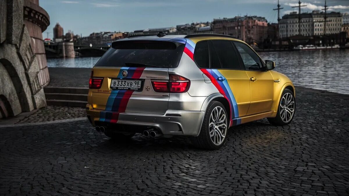 М i m e. БМВ Давидыча х5. BMW x5m Gold. Золотая БМВ Давидыча х5м. BMW x5m золотой.