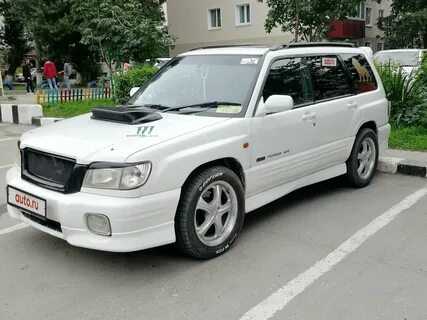Субару форестер 2000