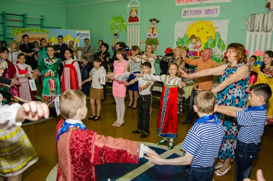 Школа интернат хабаровск. Гимназия 1 хабаровск учителя. Хабаровск школа интернат 4 восточное шосе 8. Школа-интернат 5 хабаровск. Школа интернат 3 хабаровск.