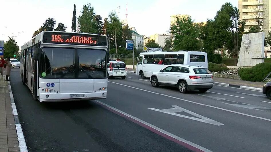 Автобусы Сочи. Автобус 105 Сочи. Адлер ночные автобусы. 105 Э автобус Сочи маршрут.