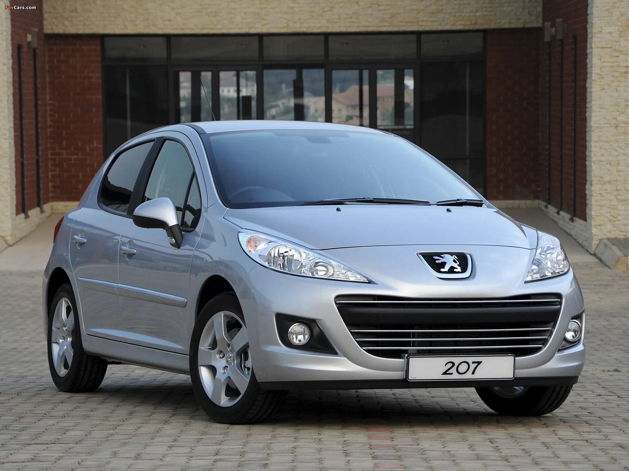 Peugeot 207. Пежо 207 серый. Peugeot 207 2006. Пежо 207 2009.