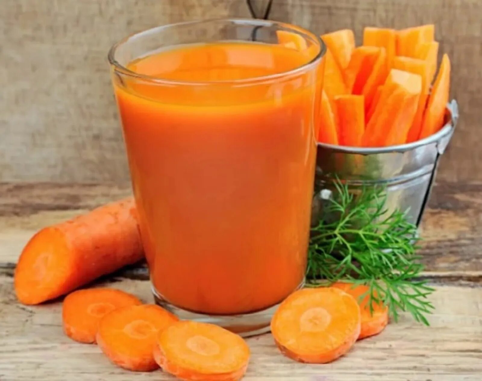 Сколько пить морковного сока