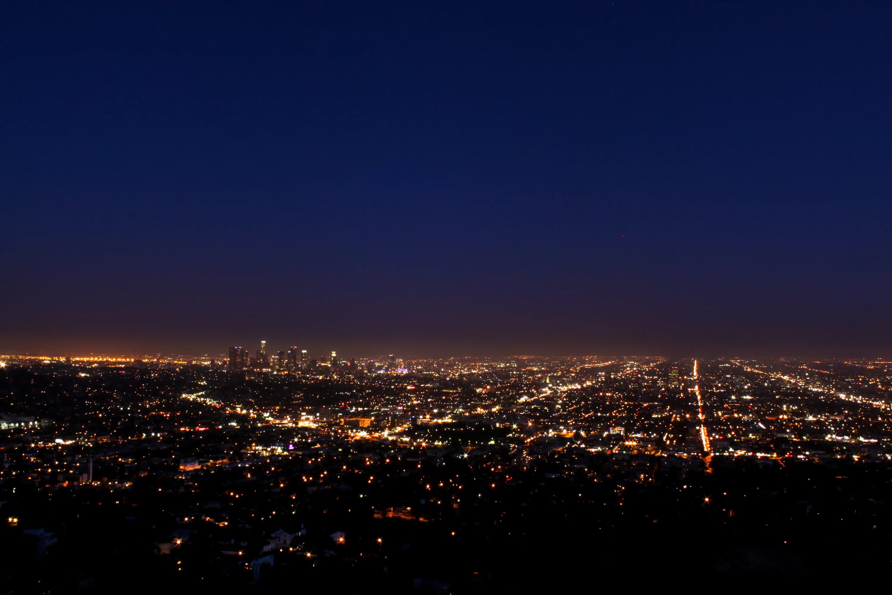 Красивый вид ночью. Найт Сити Лос Анджелес. Лос Анджелес ночью. Панорама ночного Лос Анджелеса. Лос Анджелес ночью 4k.