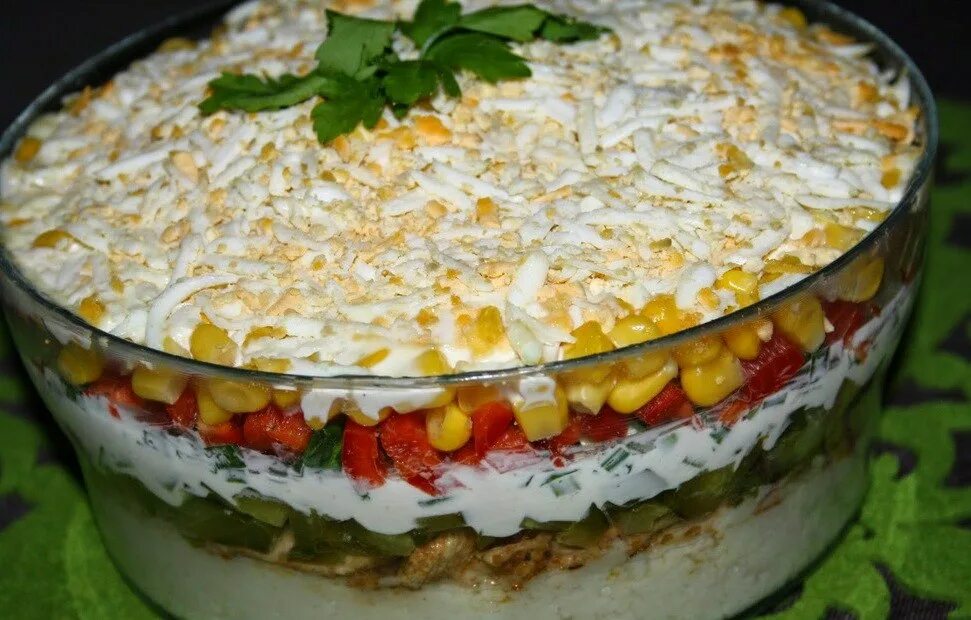 Овощной слоеный салат с копчёной курицей рецепт с фото пошагово Recipe Recipes, 