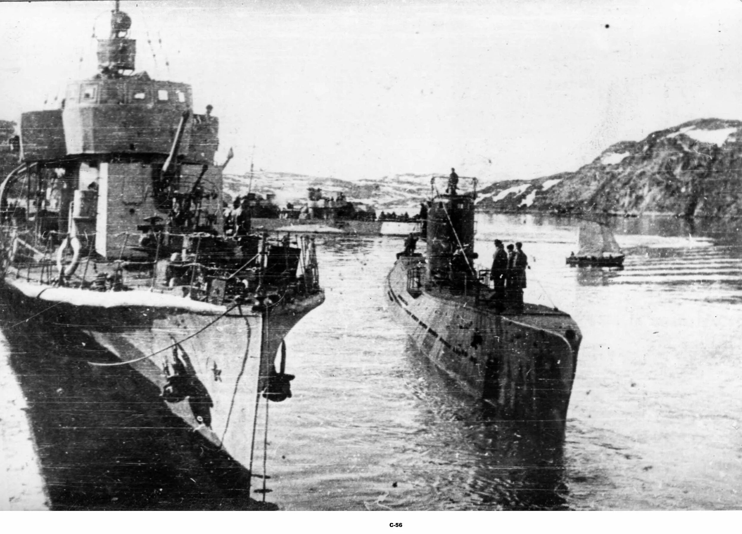 Подводная лодка ссср вов. Подводные лодки вов 1941 1945. Подводные лодки вов 1941 1945. Подлодка д-3 красногвардеец. Подводная лодка северного флота «с-56».