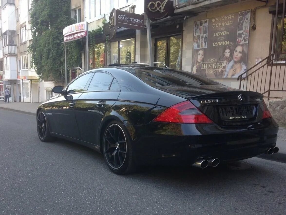 Мерседес CLS 5.5 AMG 2005. CLS 5.5 AMG 2007. Mercedes CLS 219 AMG черный. Mercedes AMG 5.5 CLS 219. М5 банан