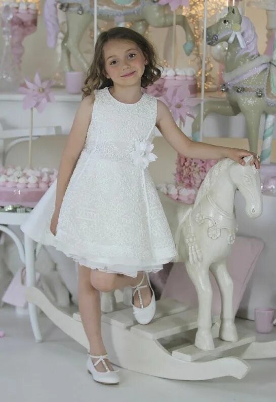 Алиса пи. Алиса голосовой помощник в виде человека. Алиса пи. Яндекс алиса. Алиса пи.