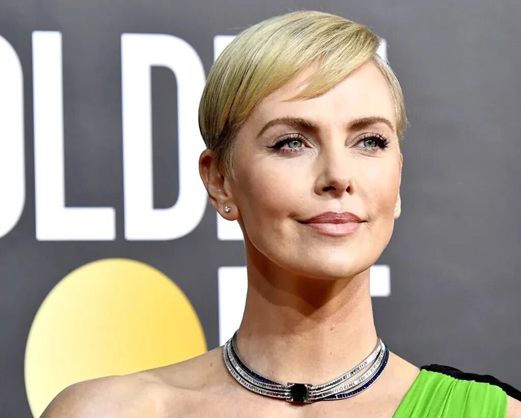 Шарлиз Терон. Шарлиз Терон сейчас 2020. Шарлиз Терон сейчас. Charlize Theron 2021.