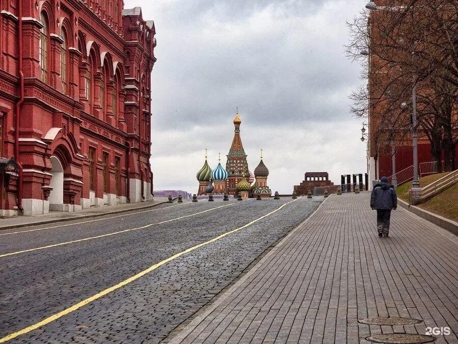 Кремль какая улица