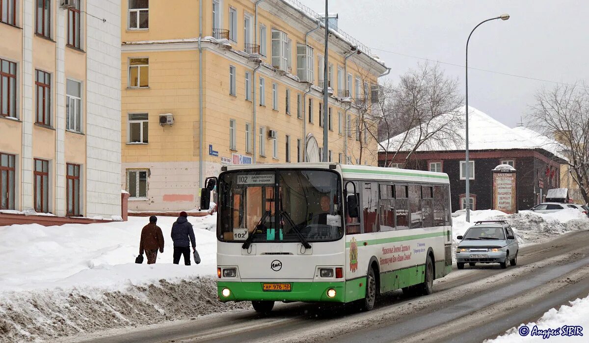 Время автобуса анжеро судженск. Автобусы анжеро-судженск. автобусы анжеро-судженск по городу. городской автобус в анжеро судженске.