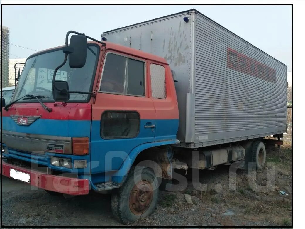 Хино б у куплю. Hino 1989. Тягач Хино 1989 года. Hino Ranger со спальником с высокой кабиной левый руль. Hino 1989 характеристики.