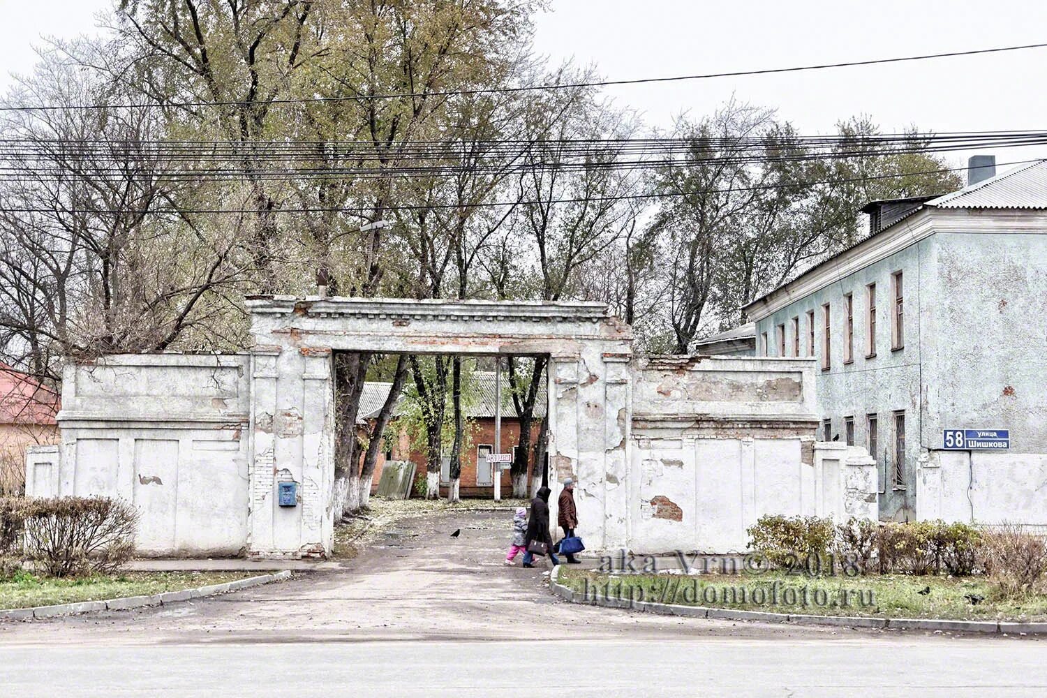 Ленинградская, 118. Воронежский областной клинический противотуберкулезный диспансер. Туберкулезный диспансер воронеж шишкова. Противотуберкулезный диспансер воронеж. Тубдиспансер воронеж шишкова.