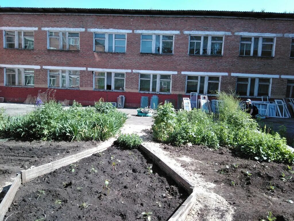 Михайловка черемховский район. Станция половина иркутская область. Посёлок михайловка черемховский район. Выставка в михайловке. Р п михайловка.