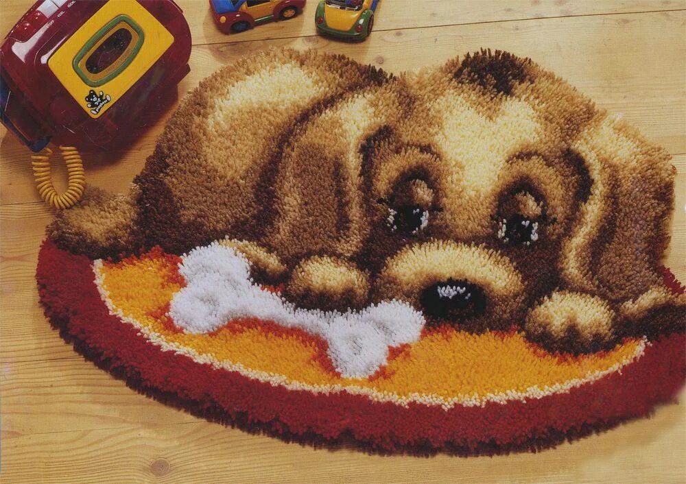 Ковровая техника наборы. Подушки Вервако ковровая техника. Коврики в ковровой технике. Коврики вышитые в ковровой технике. Изделия с ковровой вышивкой.