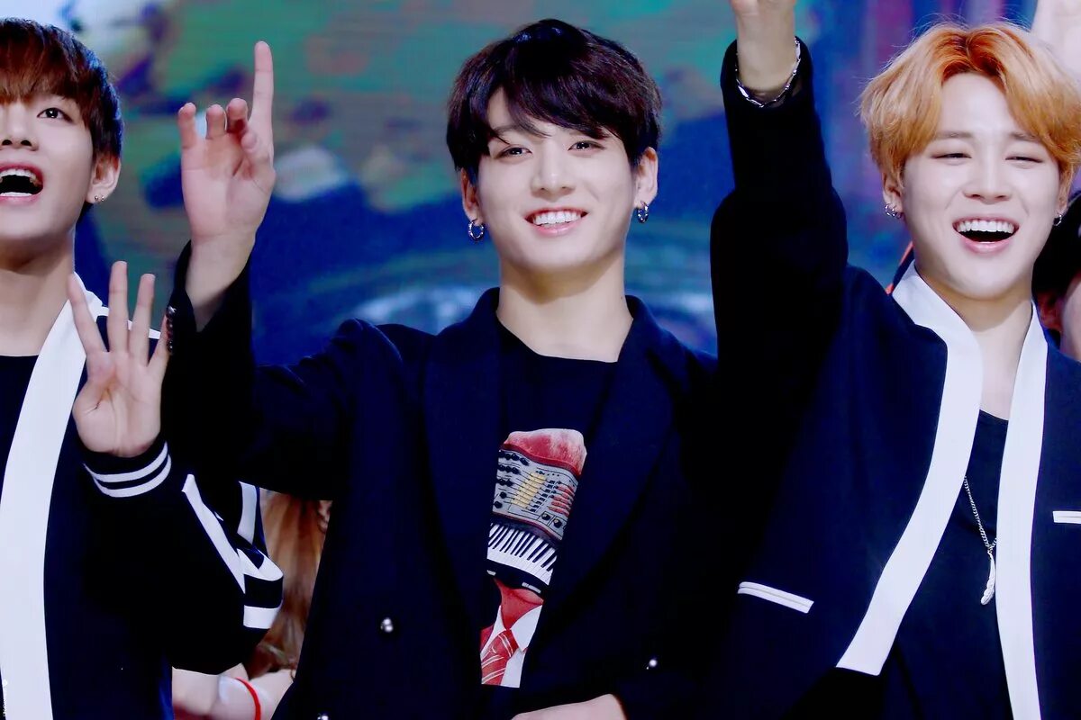 Кто макнэ в бтс. Макнэ бтс. bts maknae line. линия maknae в bts. макнэ лайн gravity.