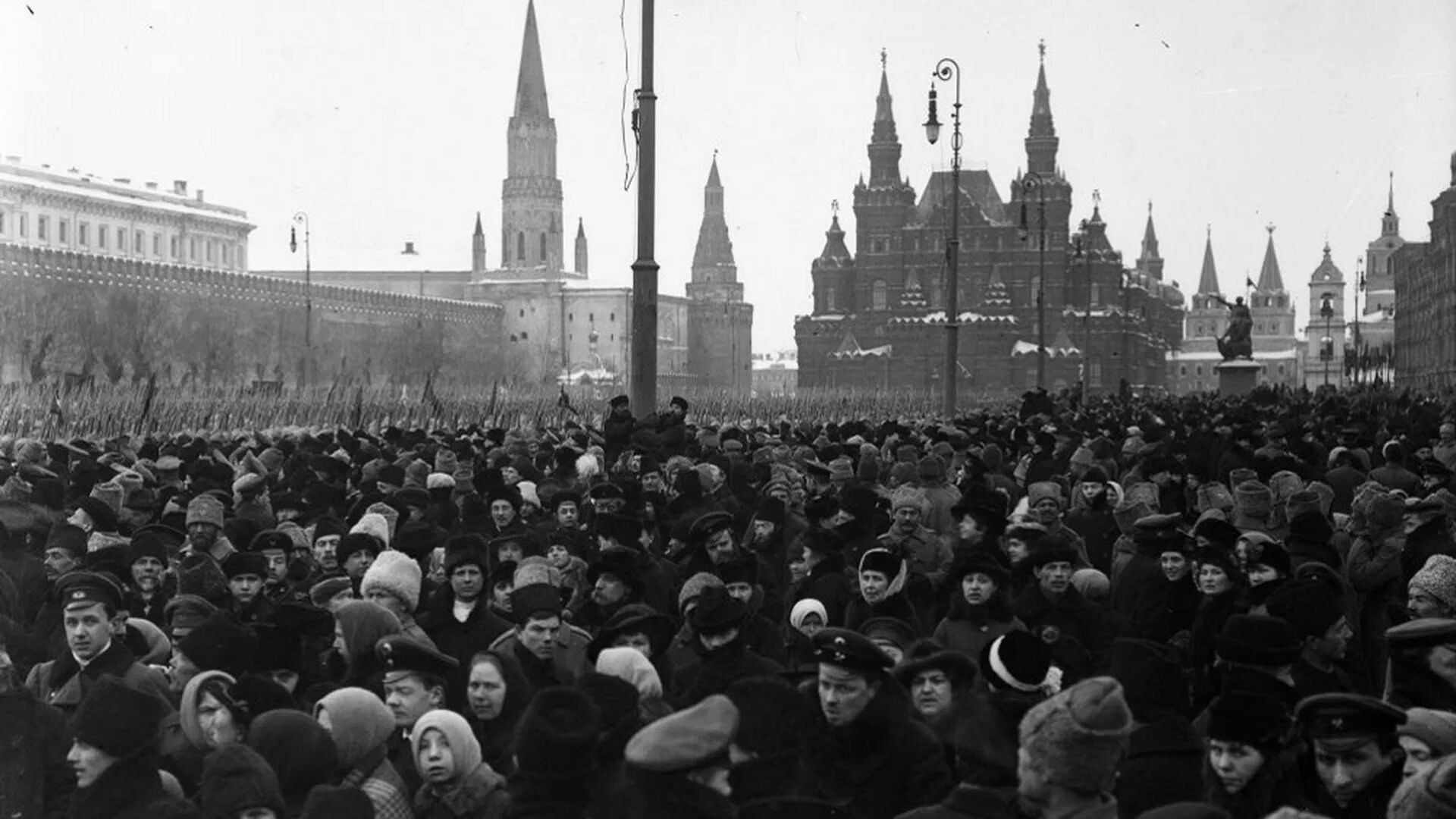 Революции 1917 1920. Февральская революция 1917. Октябрьская революция 1917. Революция в Москве 1917. Россия 1917 год Москва.