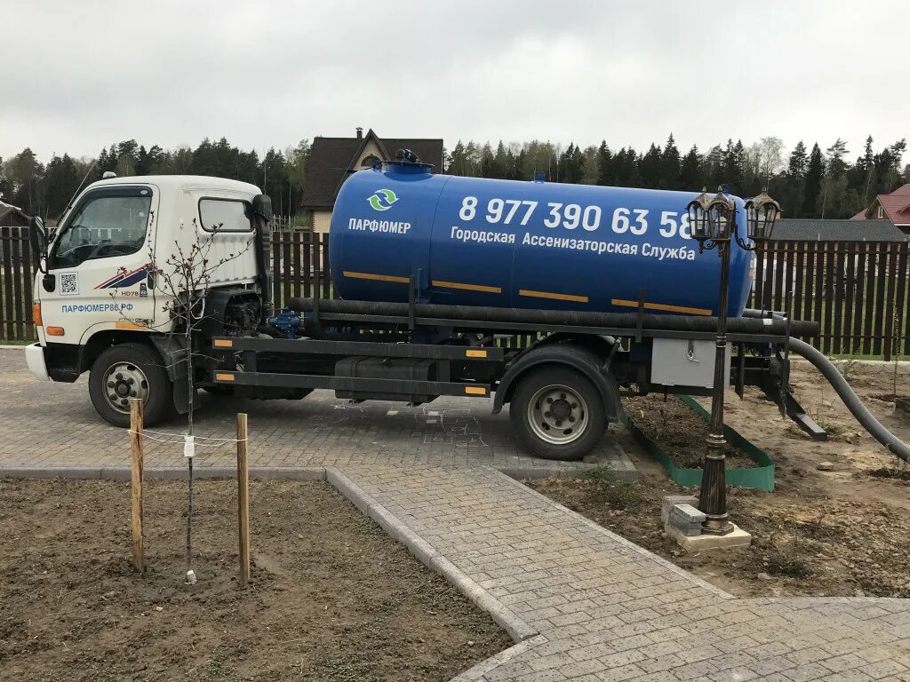 Откачка пушкино. Газ 3309 бочка. Откачка пушкино. Газон ассенизатор 503. Ассенизатор 4 куба.
