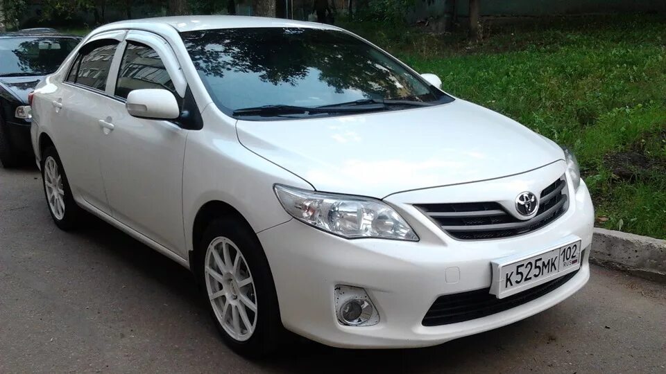 Тойота Королла 2010 2012 гос номера. Toyota Corolla с221се. Машина Тойота Королла 1668. Тойота Королла с пробегом. Купить королла в московской области