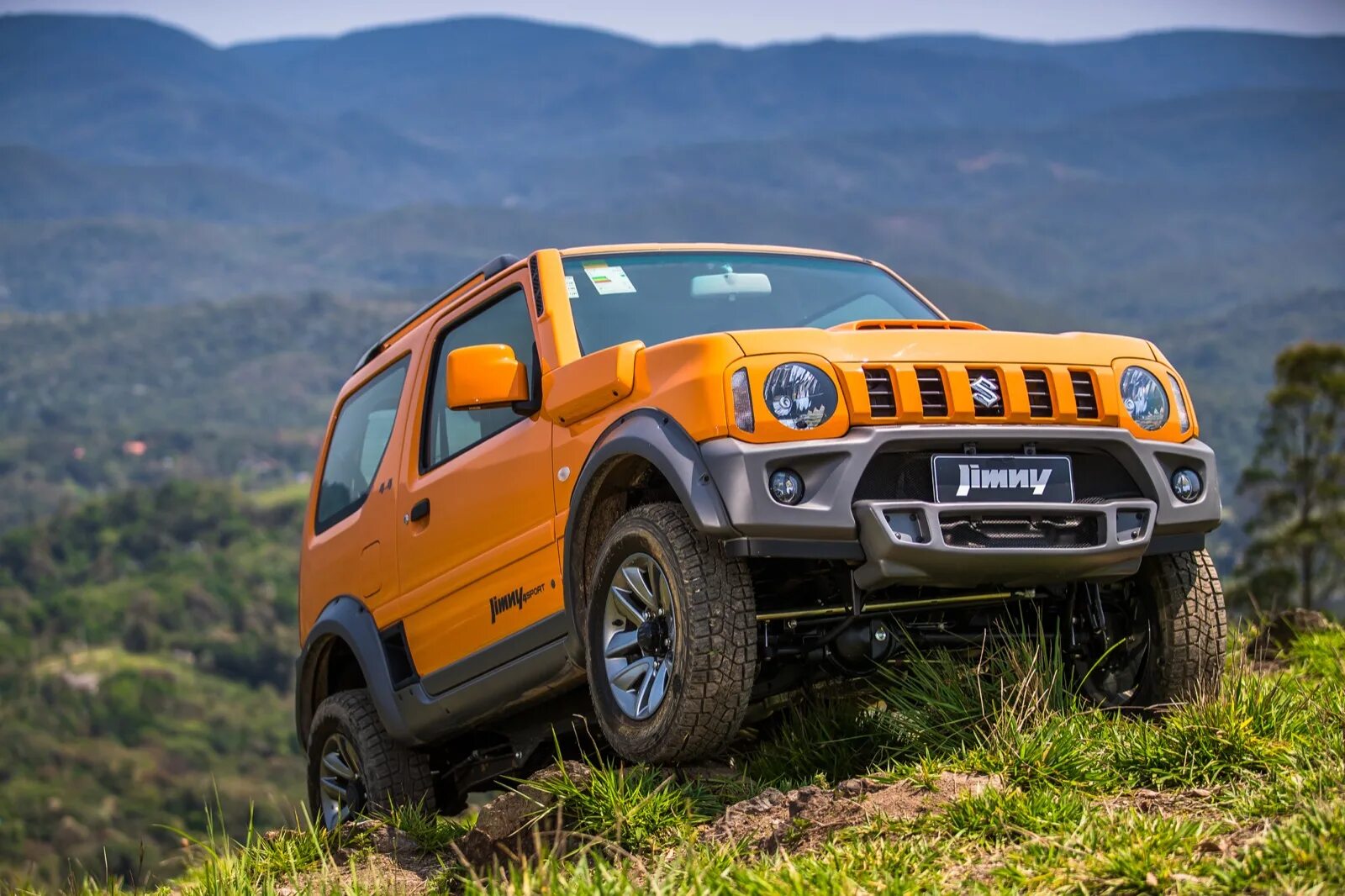 Полный привод jeep. Jimny 4sport. Suzuki Jimny Sport. Suzuki Jimny 2018. Сузуки рамный внедорожник.