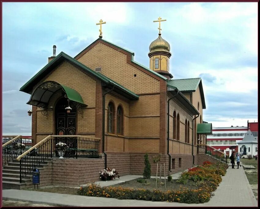 Храм софии курск. Храм софии курск. Уличная звонница. Храм софии курск. Вера надежда любовь храм курск.