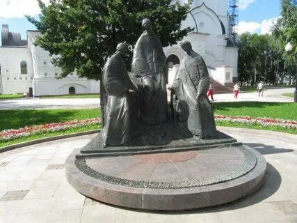 Скульптурная композиция троица ярославль