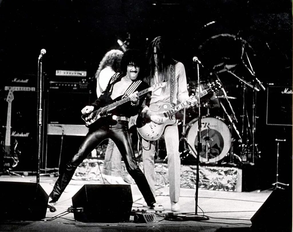Thin Lizzy. Группа Lizzy. Thin Lizzy (1969-1984). Фото thin Lizzy. Тин лиззи